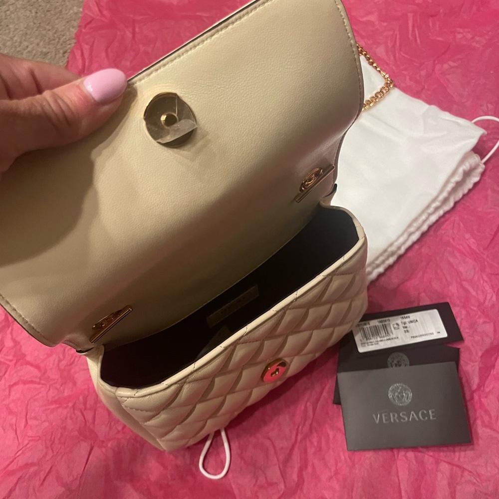Versace La Medusa Quilted Nappa Leather Crossbody/Shoulder Chain Bag NWT - Picture 10 of 13